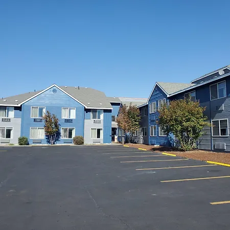 Omak Inn-2